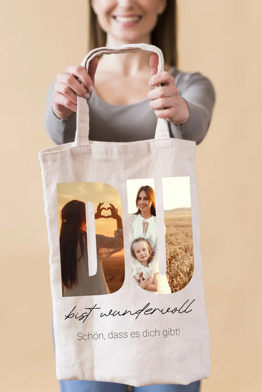 portrait-smiley-young-woman-holding-reusable-bag