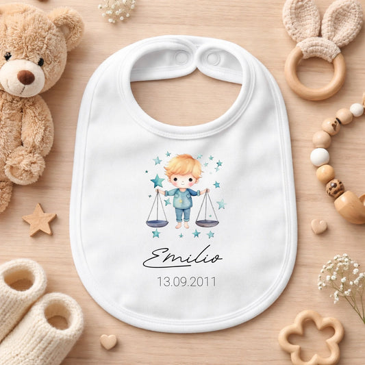 FamilySurprise-Babylätzchen-weiss-personalisierbar