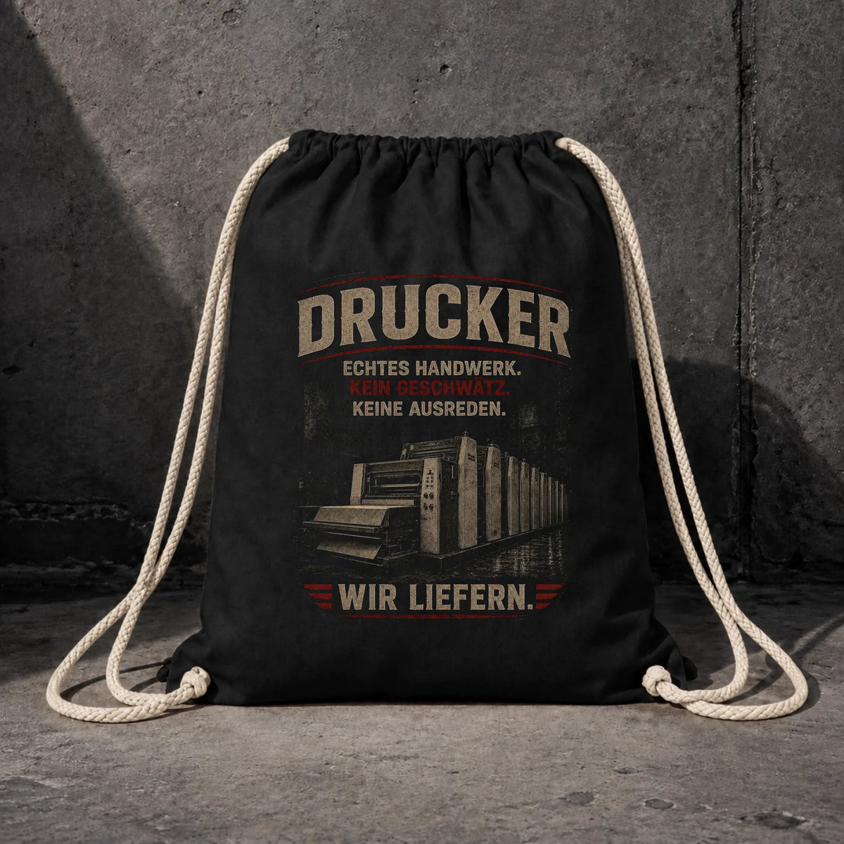 FamilySurprise_Majewski_Gymbag_schwarz