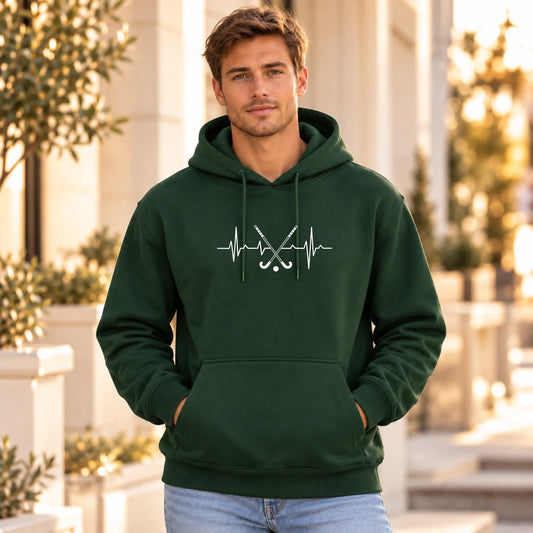 FamilySurprise-Hoodie_02_Dunkelgruen_Mann_vorne