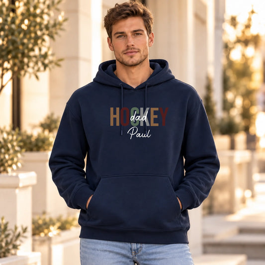 FamilySurprise-Hoodie_06_Marineblau_Mann_vorne