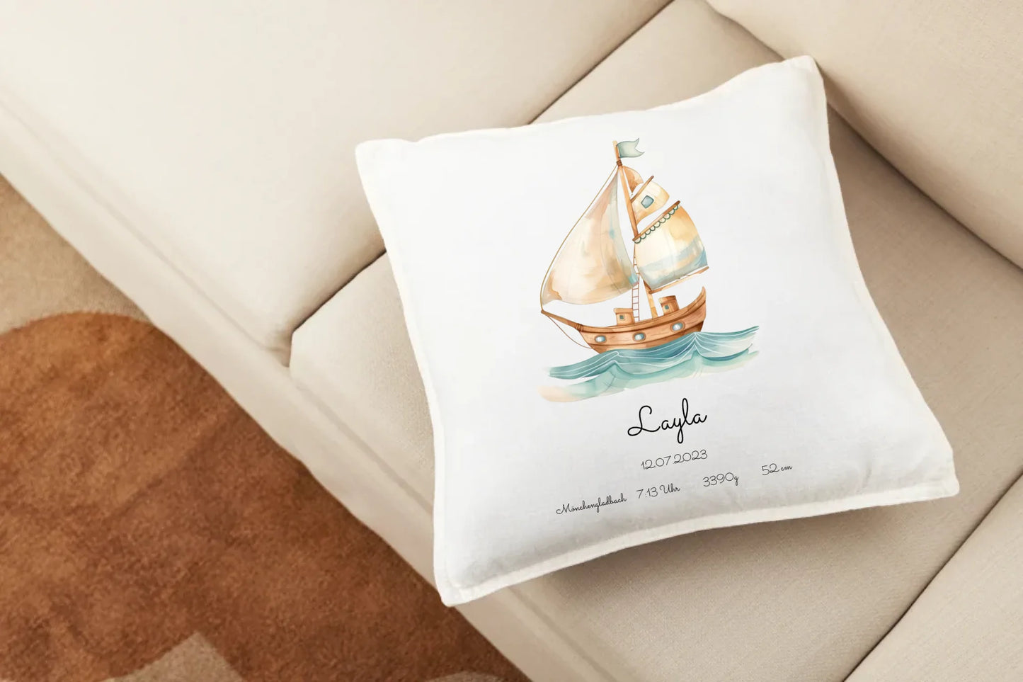 living-room-sofa-cushion-minimal-interior-design