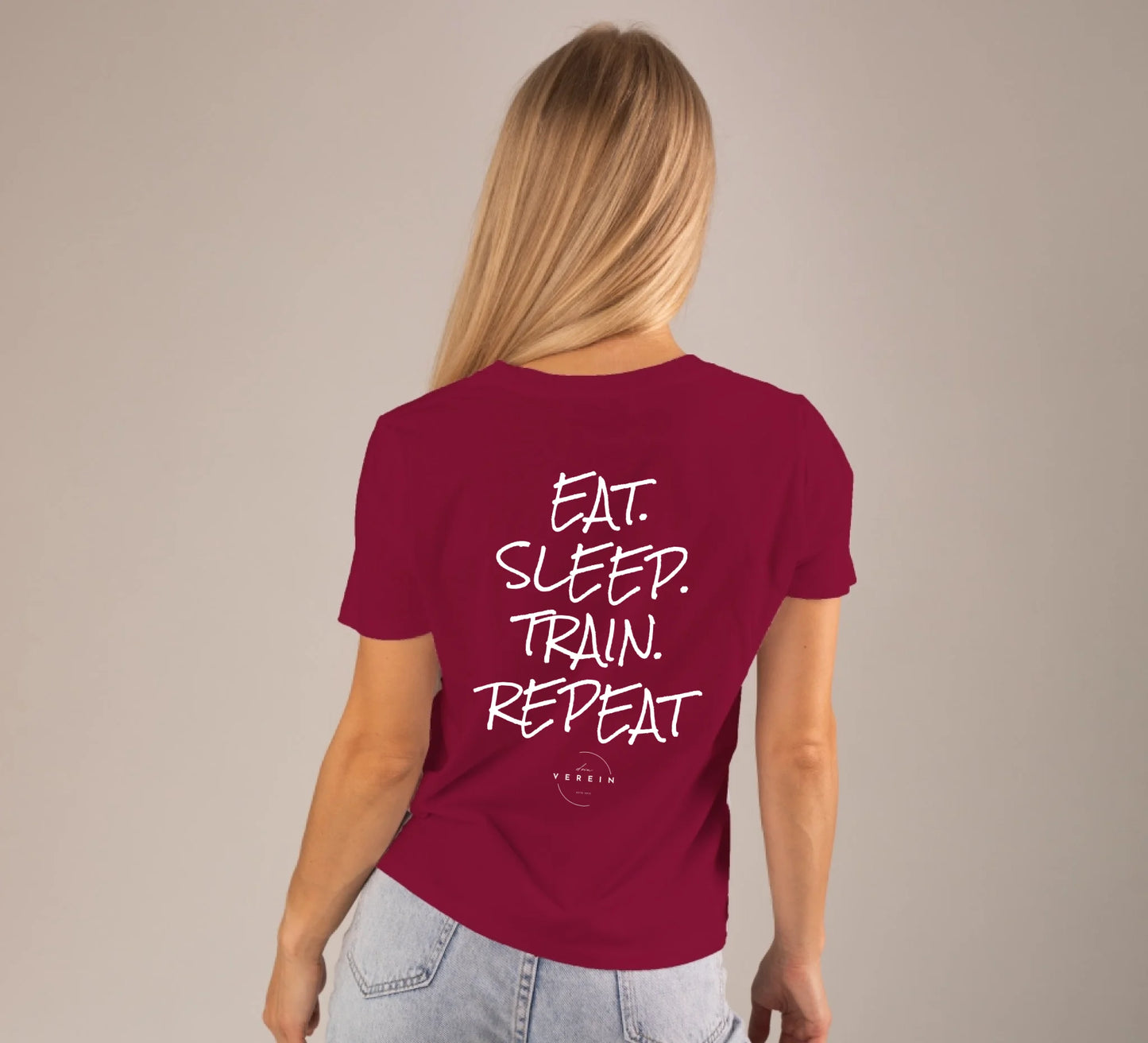 tshirt-frau-hinten-rot