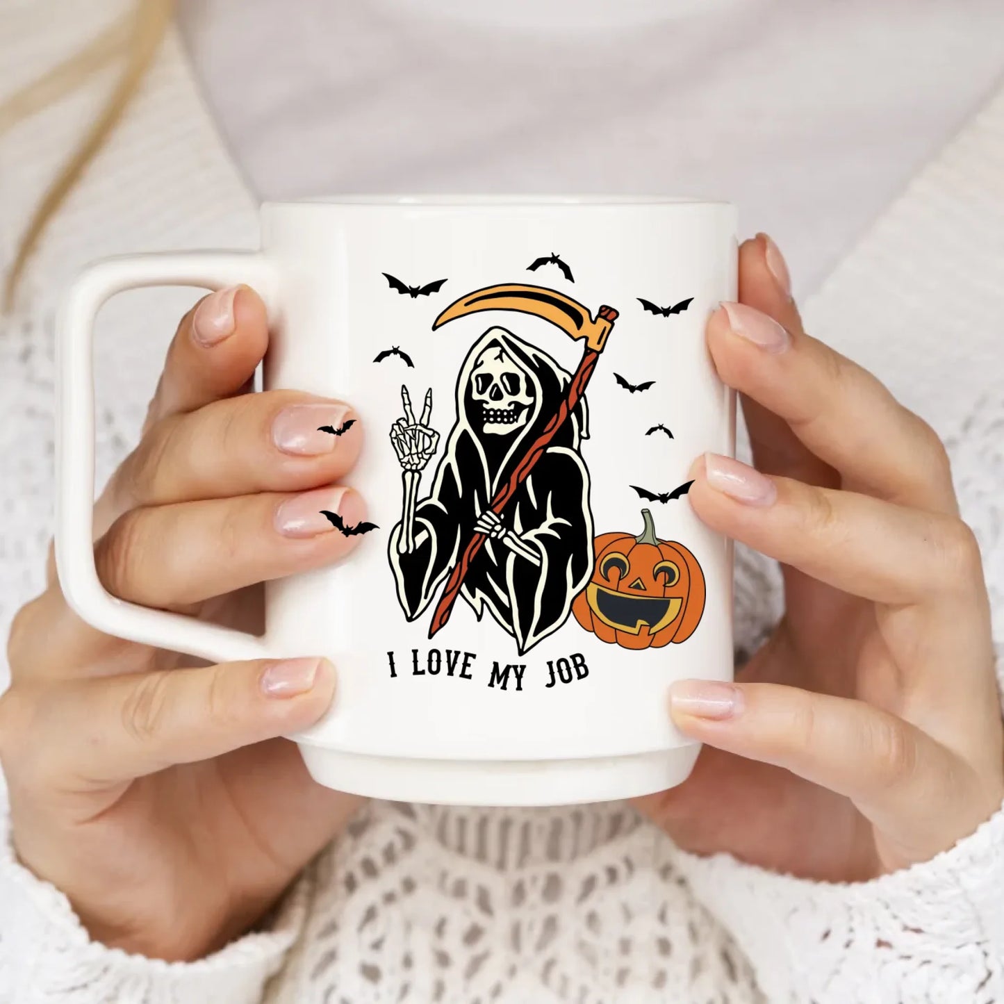 close-up-woman-with-sweater-mug