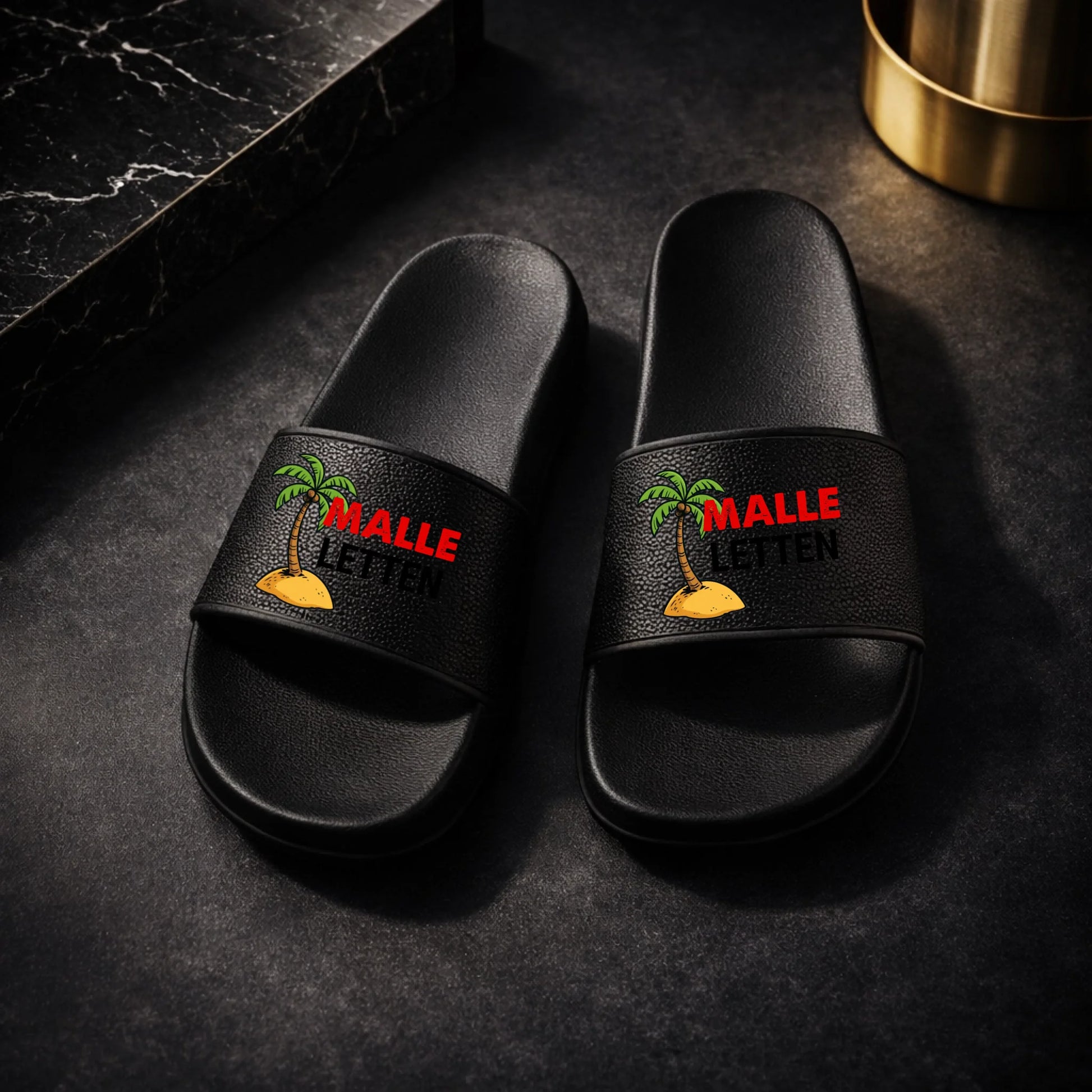 FamilySurprise-personalisiert-Badelatschen-schwarz