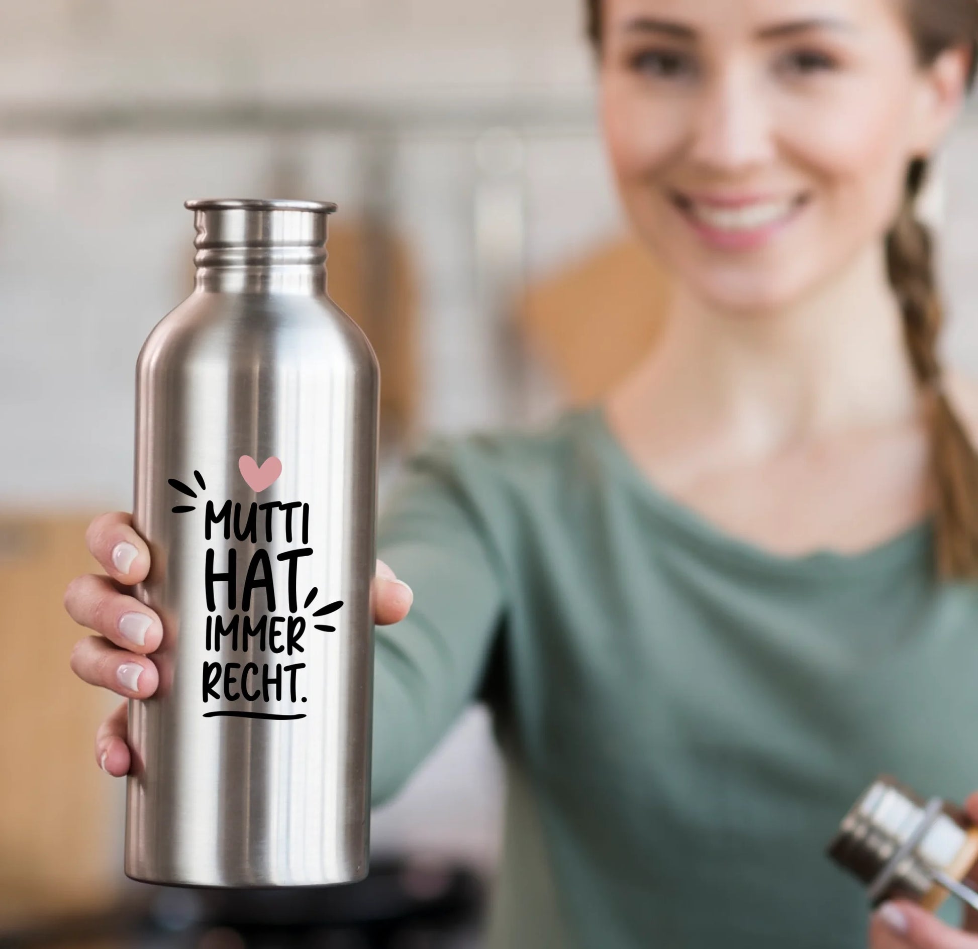 FamilySurprise-edelstahl-trinkflasche-personalisiert