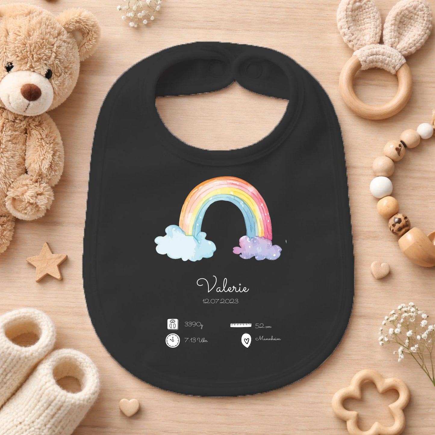 FamilySurprise-Babylätzchen-schwarz-personalisierbar