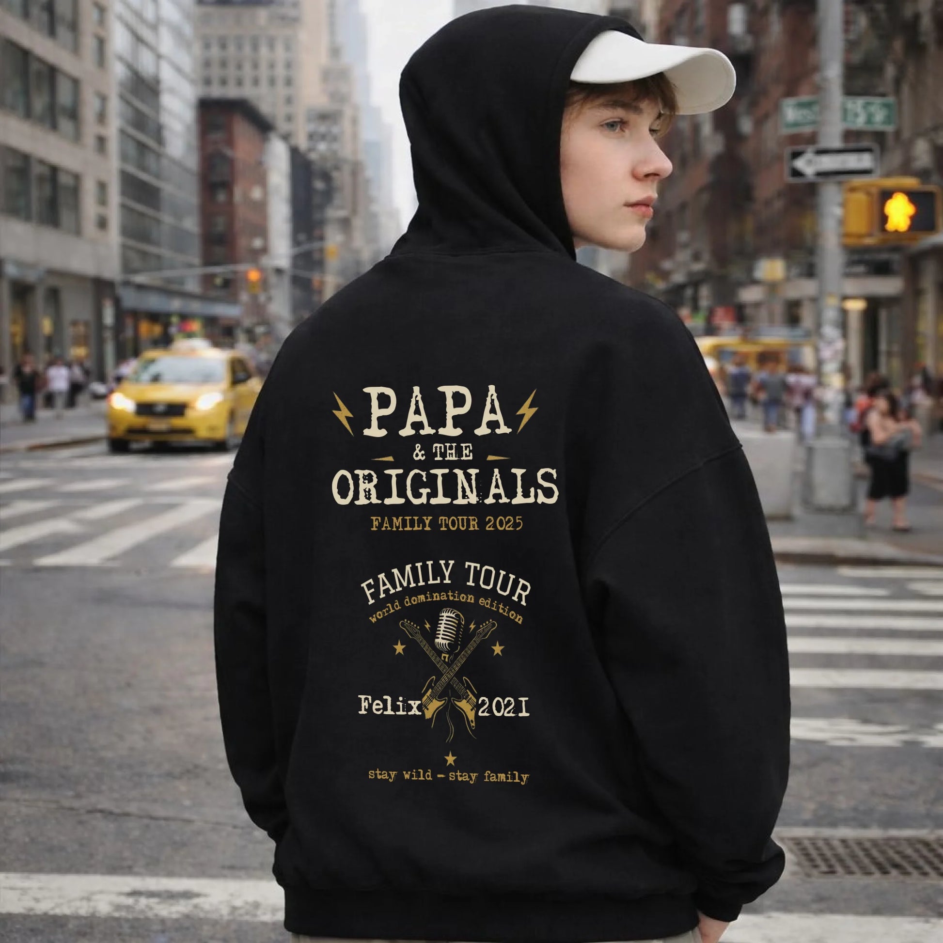 FamilySurprise-Hoodie-unisex-schwarz