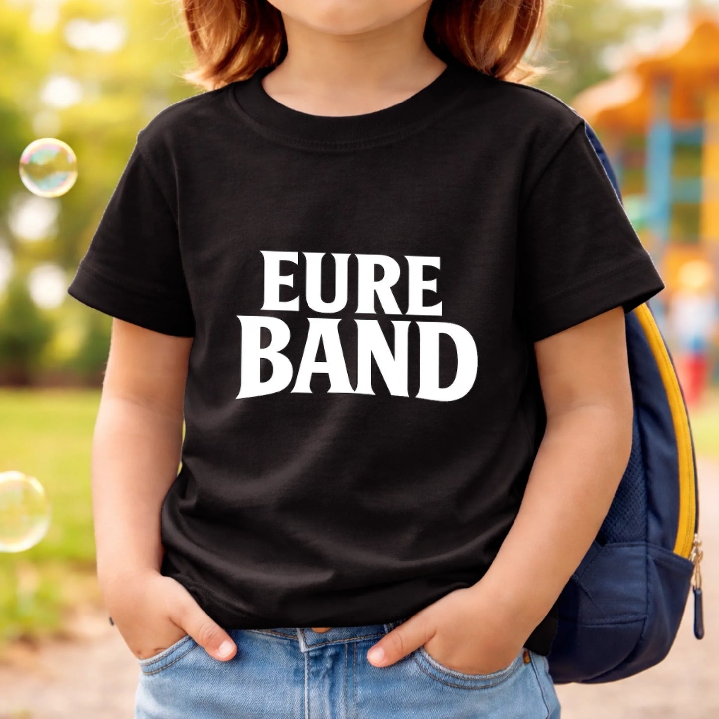 FamilySurprise-T-Shirt-Kinderhoodie-schwarz