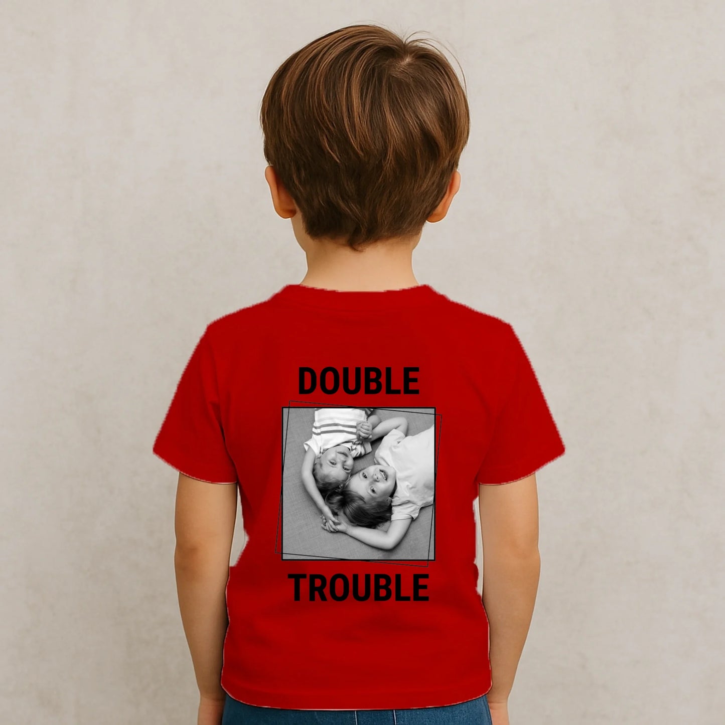 Personalisiertes Kinder-T-Shirt - Double oder Triple Trouble aus Baumwolle, zusätzliche Produktansicht