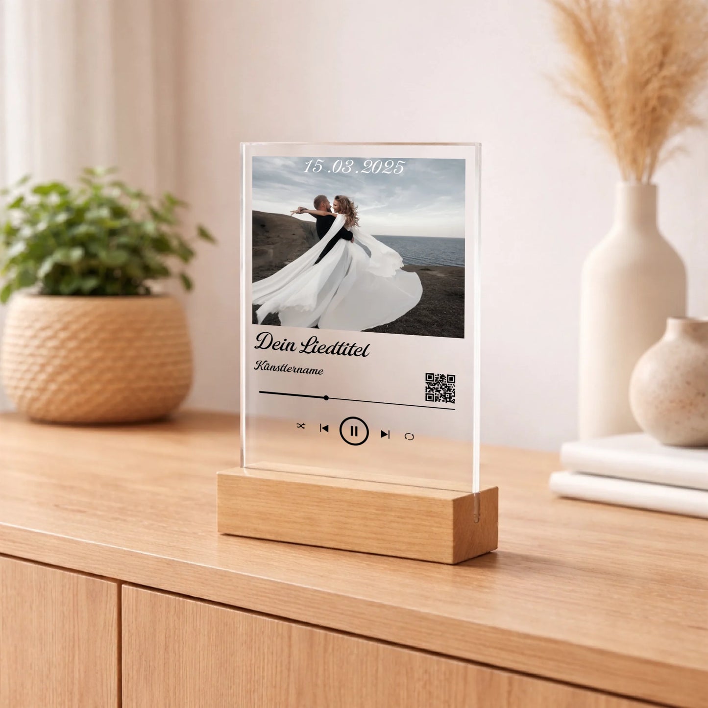 Personalisierter Acrylaufsteller Hochzeitslied auf Spotify aus Acrylglas, weitere Produktansicht