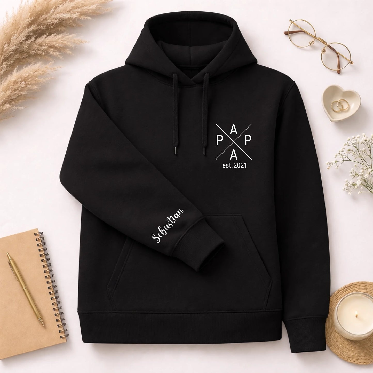 FamilySurprise-Hoodie-schwarz-ärmel