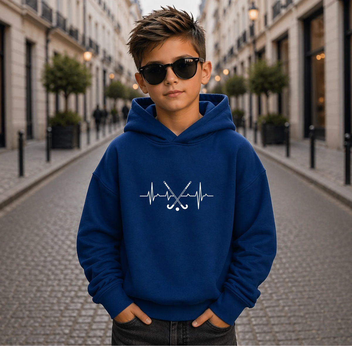 FamilySurprise-Kinder-Hoodie-vorne-junge-blau