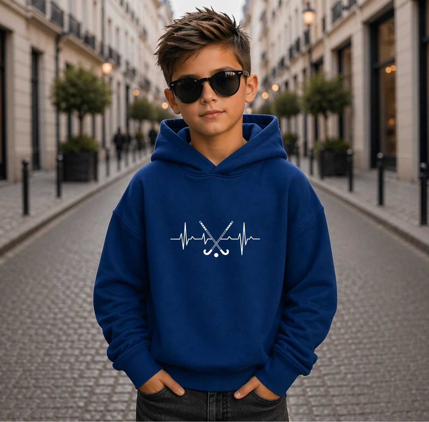FamilySurprise-Kinder-Hoodie-vorne-junge-blau