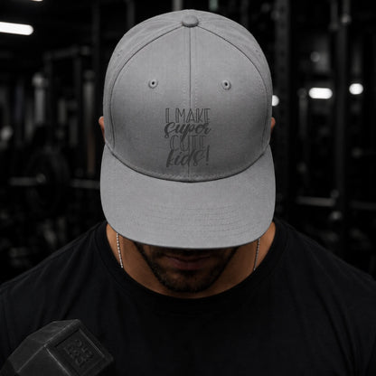 FamilySurprise-snapback-cap-hellgrau
