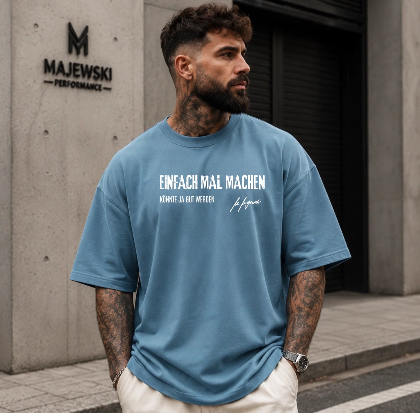 FamilySurprise-Oversized-shirt-blau