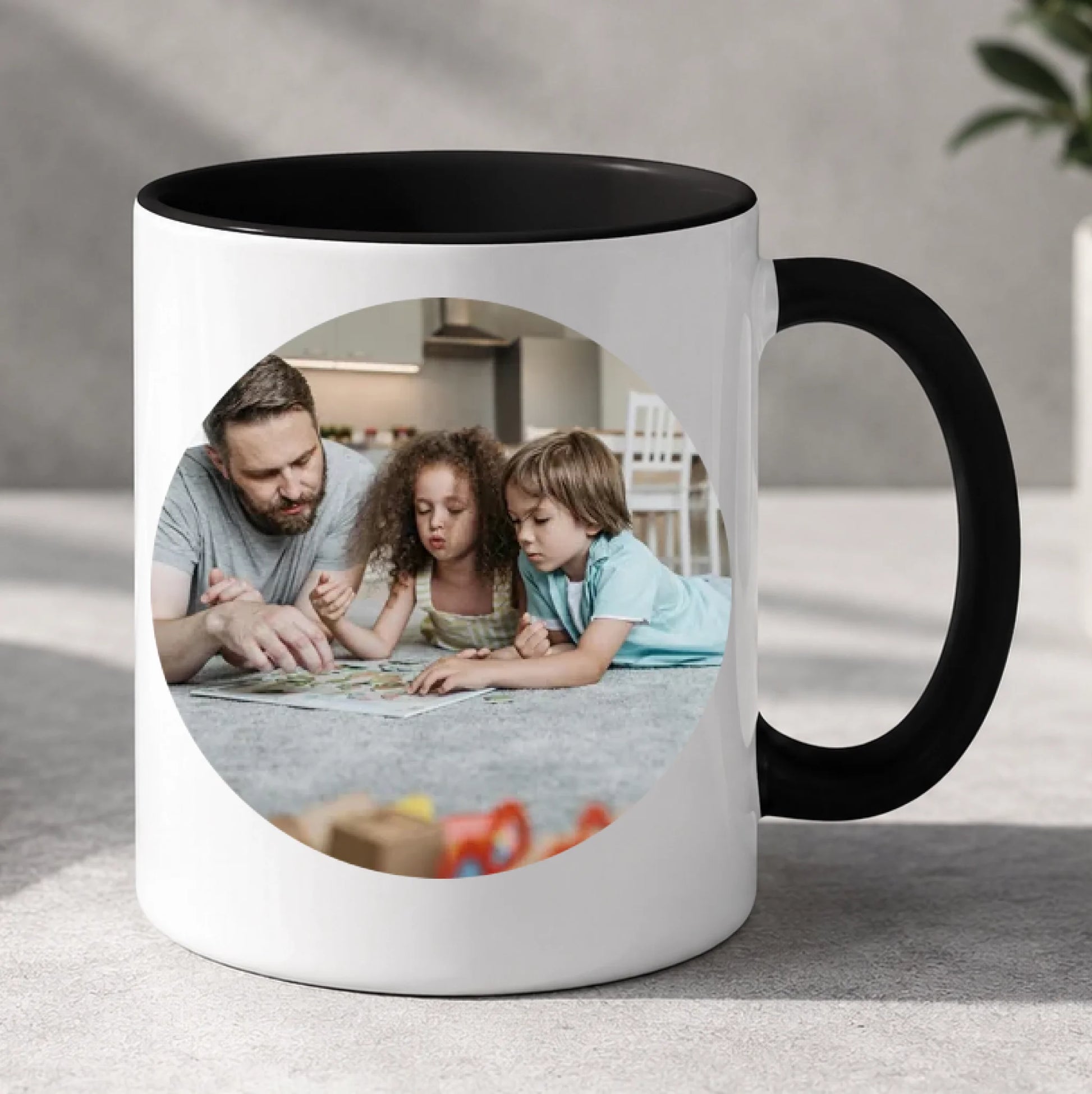FamilySurprise-Tasse-schwarz