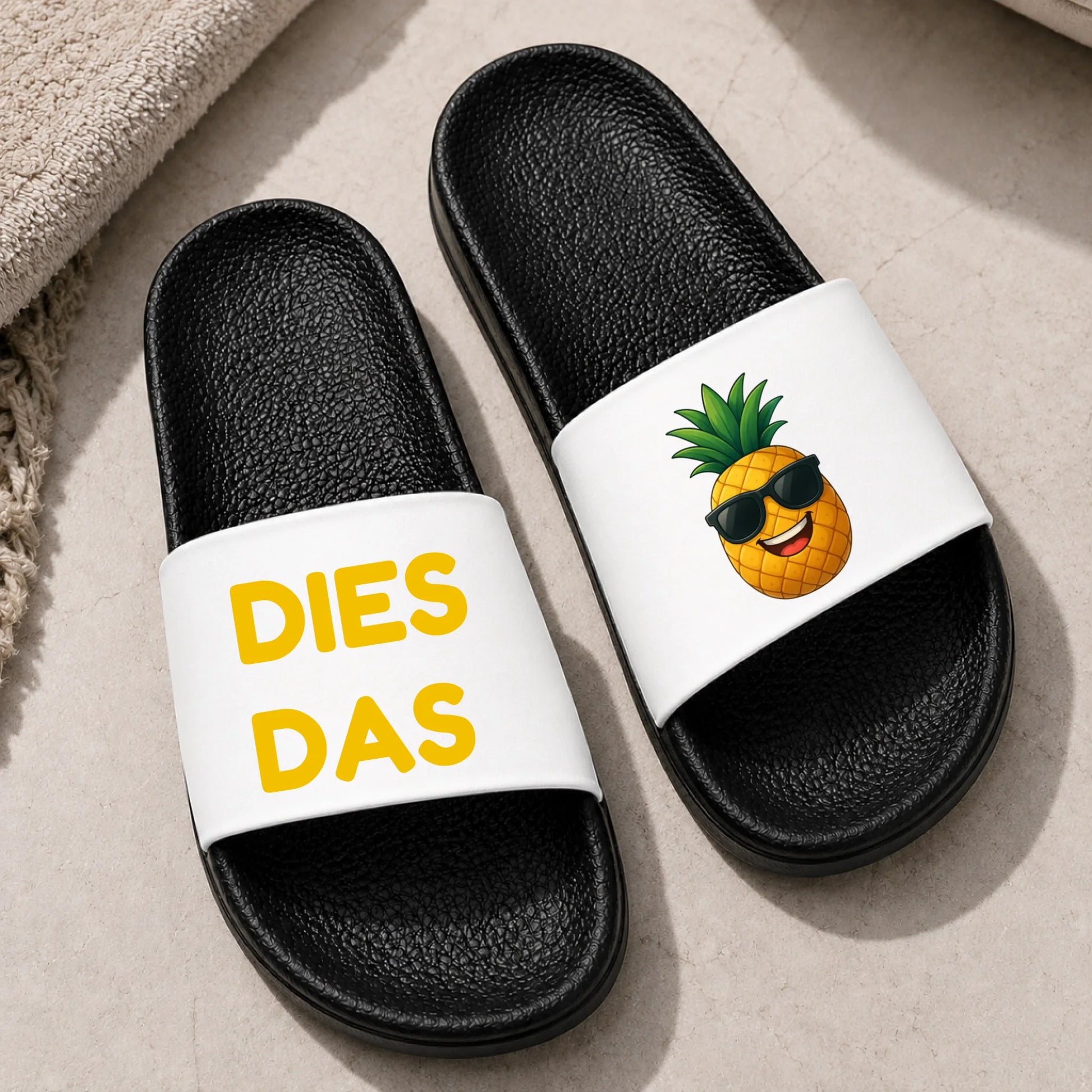 FamilySurprise-Badelatschen-weiss-12
