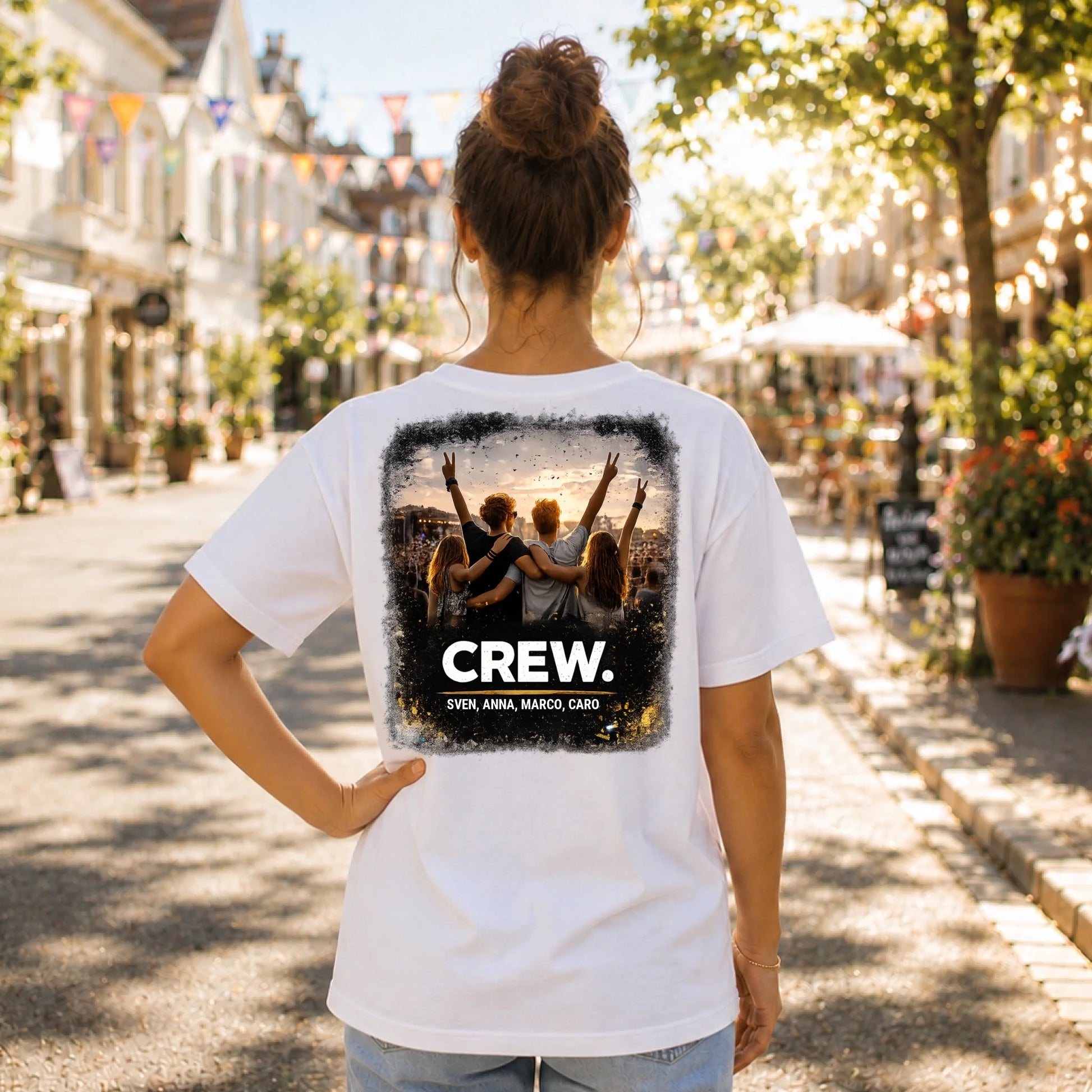 FamilySurprise-Eine-Stadt-Fest-Oversize-shirt-weiss