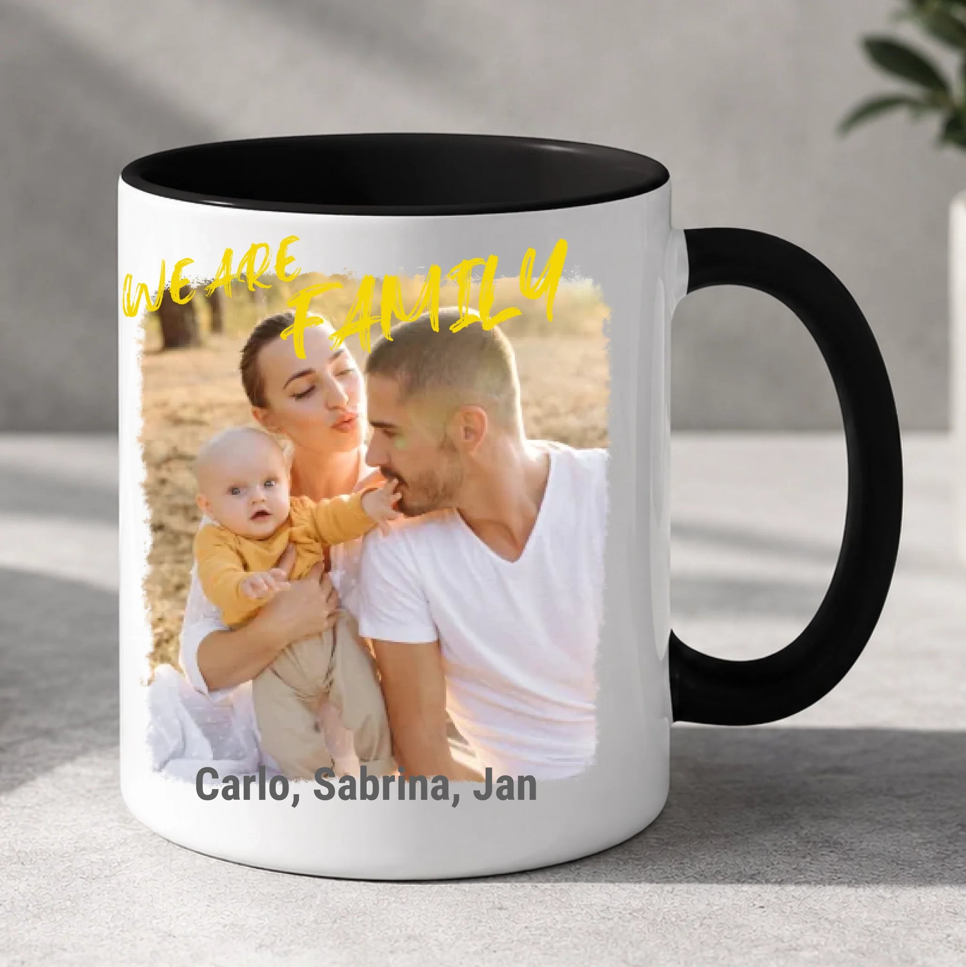 FamilySurprise-Tasse-schwarz
