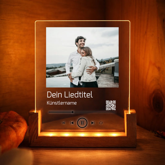 FamilySurprise LED Aufsteller Eckig 1