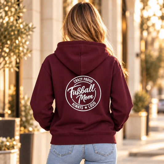 FamilySurprise-Hoodie_03_Bordeaux_Frau_hinten